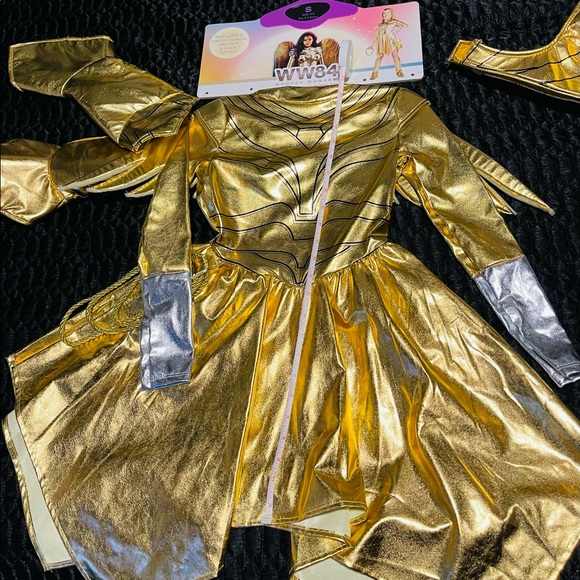 1984 Wonder Woman Child Costume - Gold - Picture 4 of 5